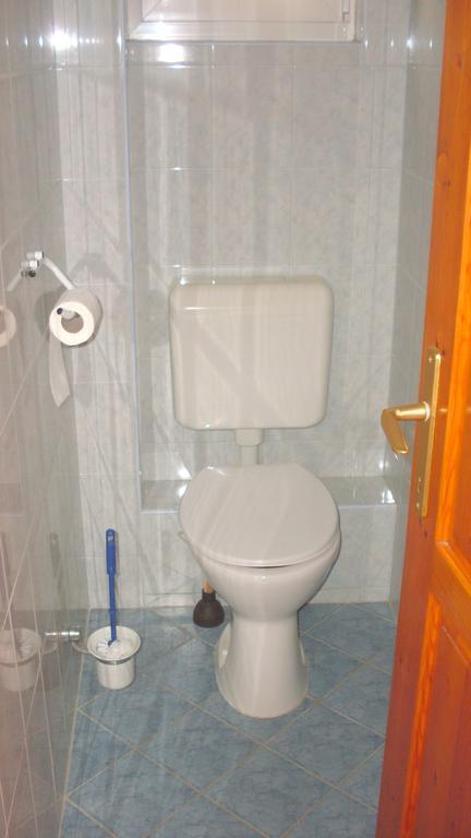Lala Apartmanok Balatonboglár Exterior foto