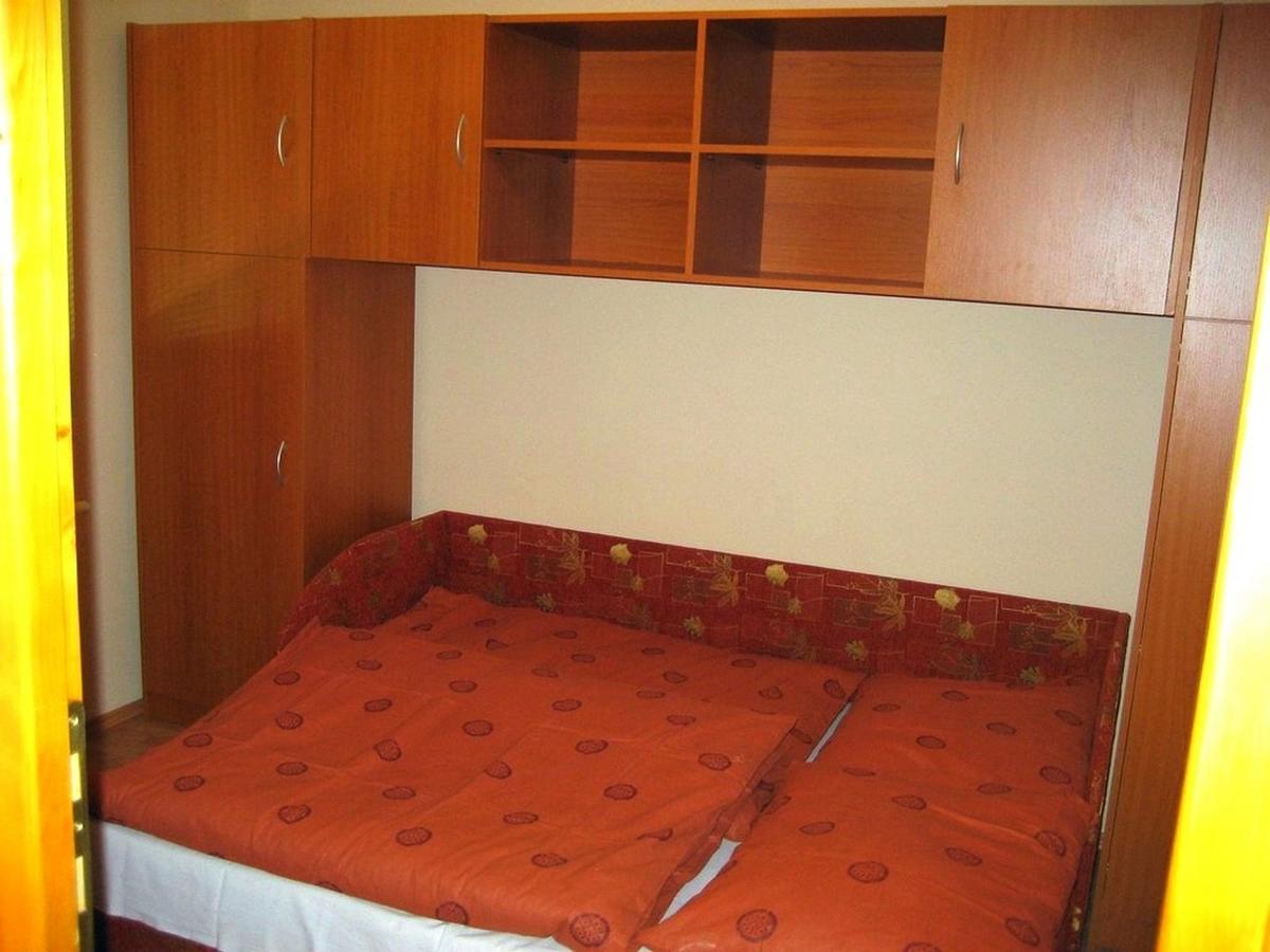 Lala Apartmanok Balatonboglár Exterior foto