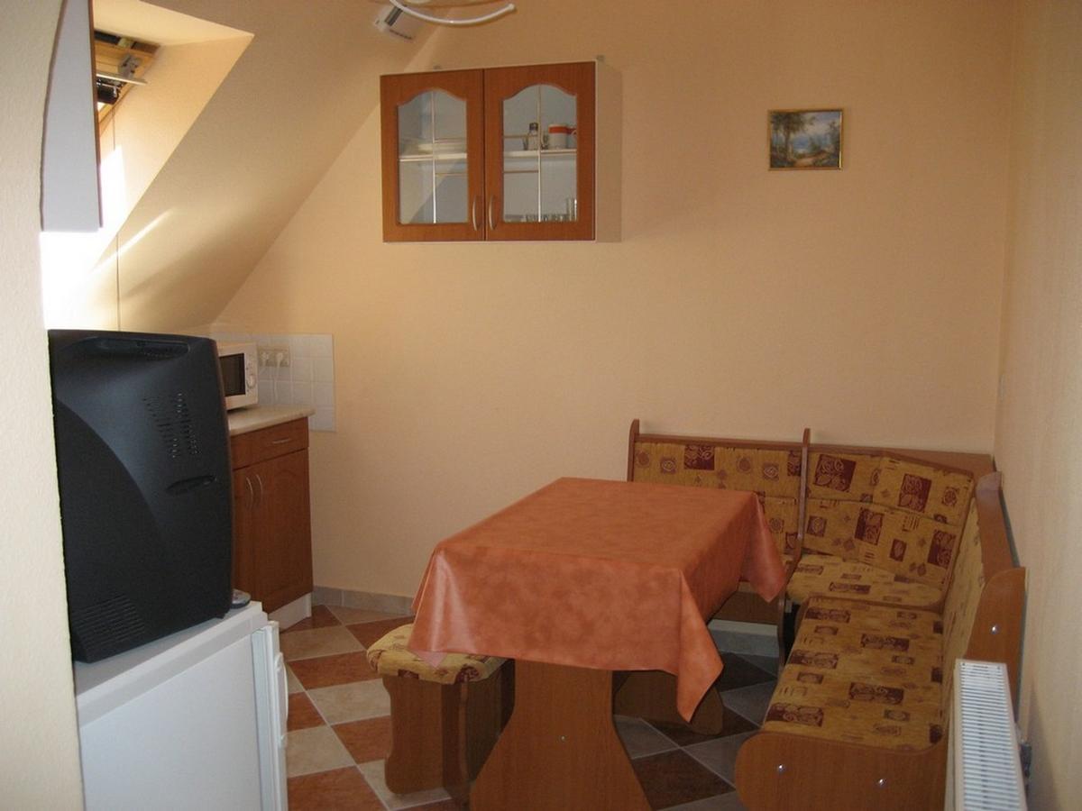 Lala Apartmanok Balatonboglár Exterior foto