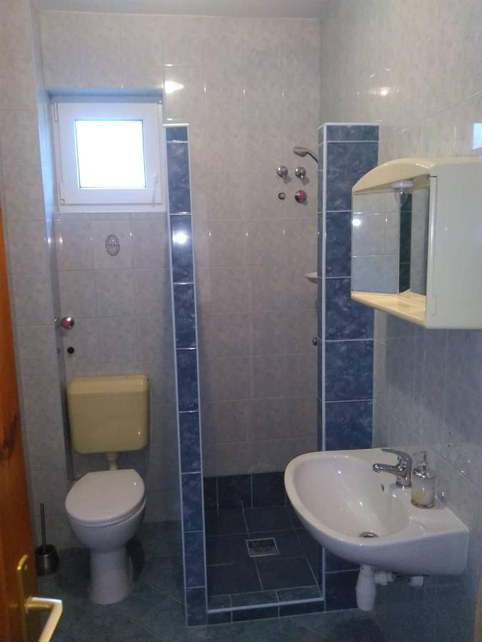 Lala Apartmanok Balatonboglár Exterior foto